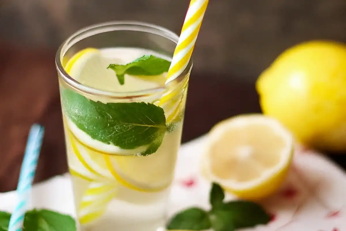 Does lemon balm help lose belly fat?